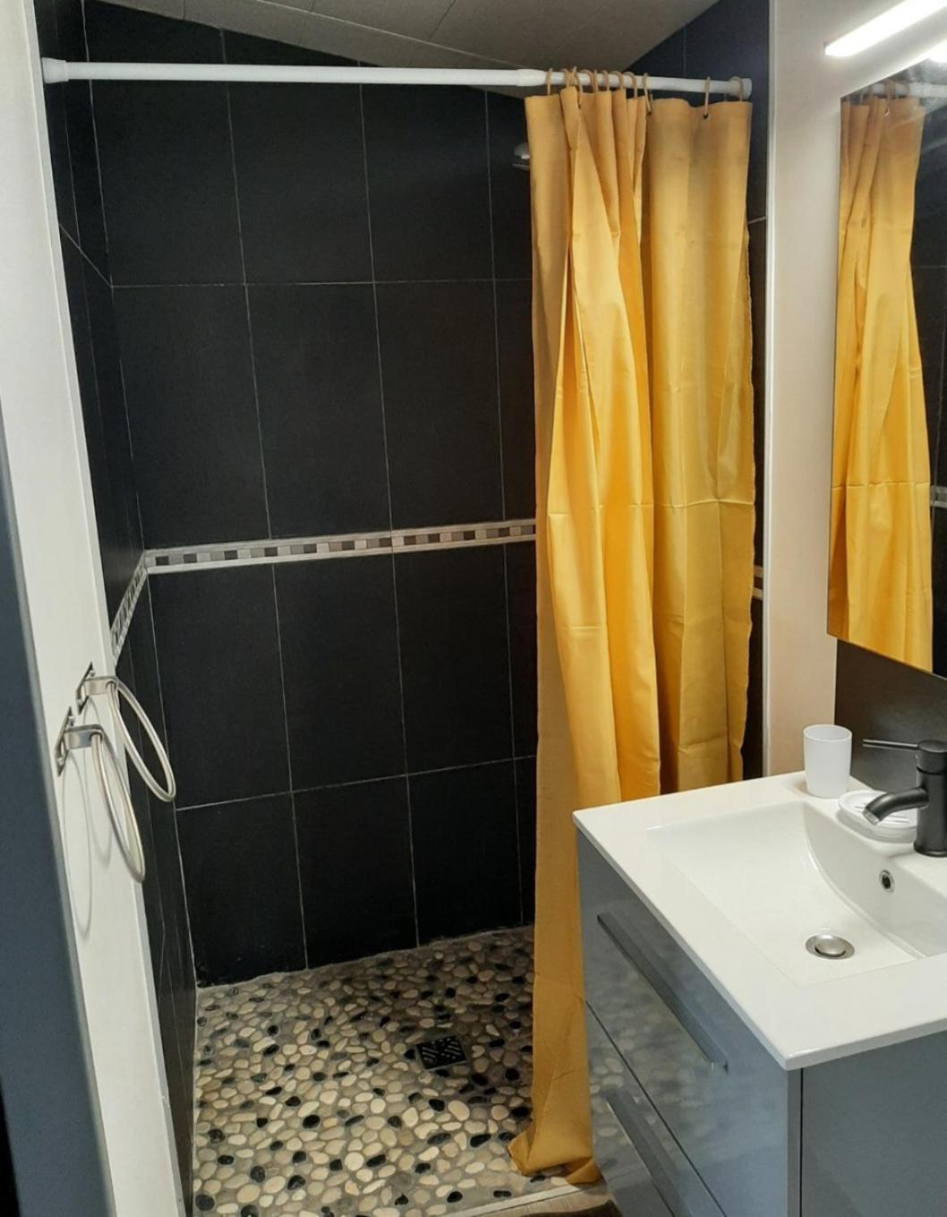 Saint-Hilaire-Petitville Studio De La Crevette מראה חיצוני תמונה
